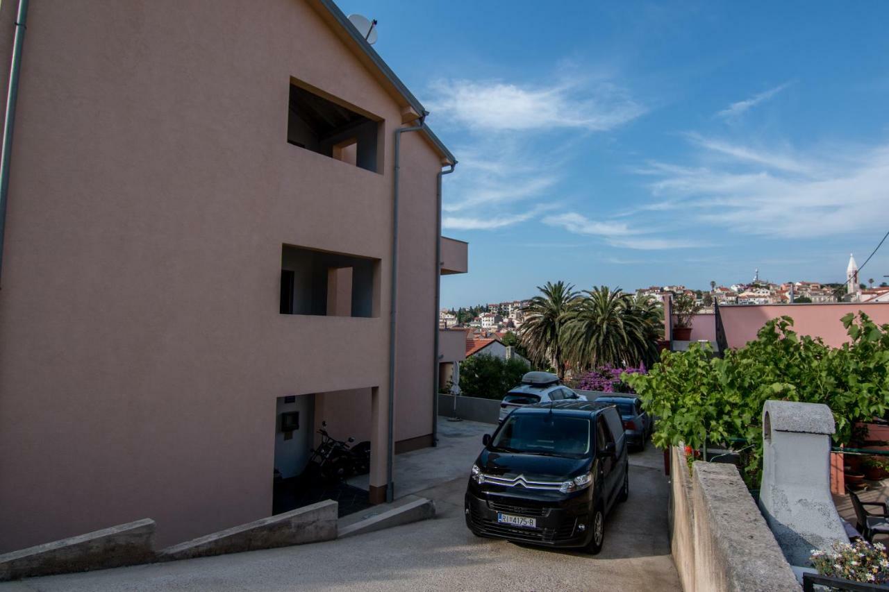 Apartments Villa Forida Mali Lošinj Εξωτερικό φωτογραφία