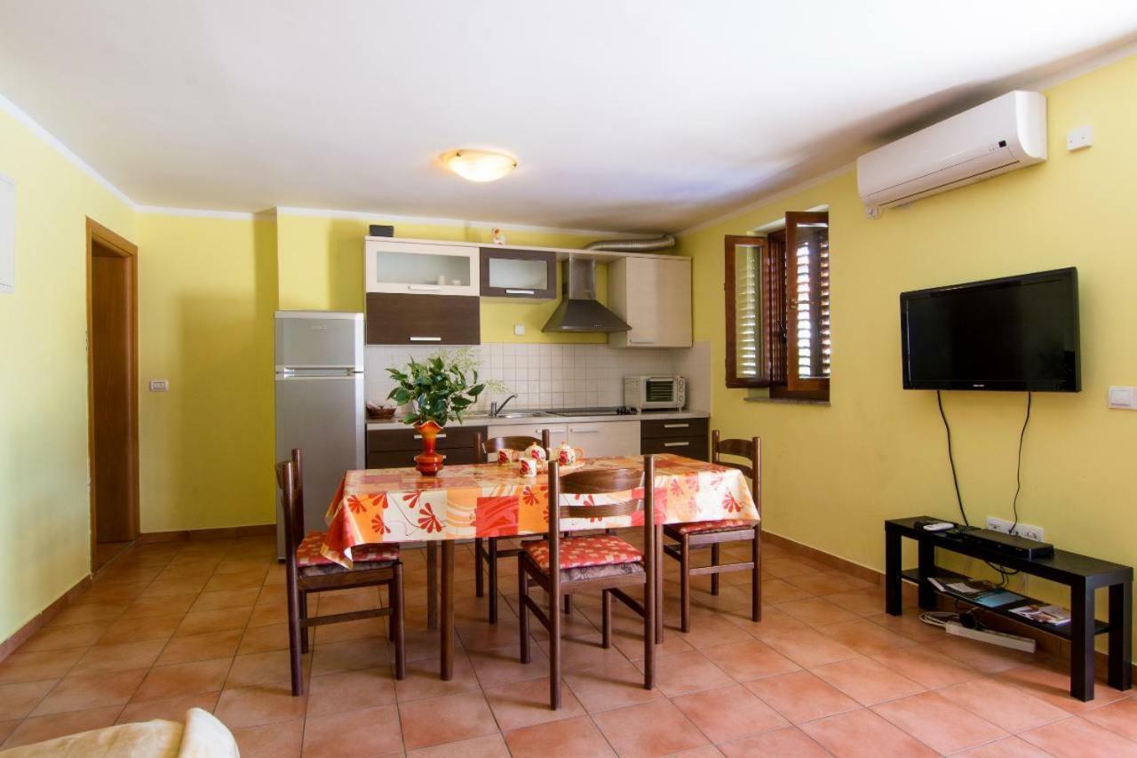 Apartments Villa Forida Mali Lošinj Εξωτερικό φωτογραφία